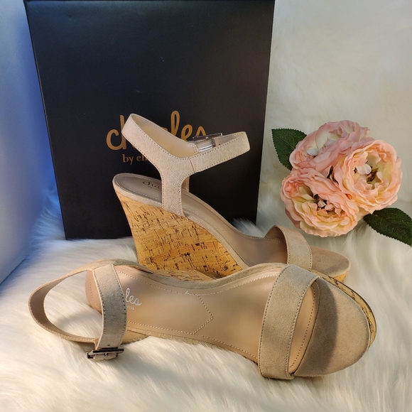 CHARLES DAVID NUDE LINDY PLATFORM SANDALS SZ10 NIB - Picture 2 of 8